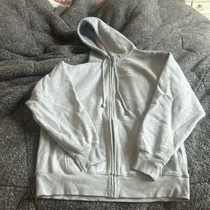 Aritzia zip up sweater